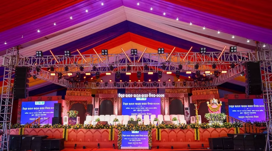 How to Choose the Right Event Management Company: Why BookServices is a Smart Choice